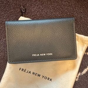 Freja New York Black Leather Wallet